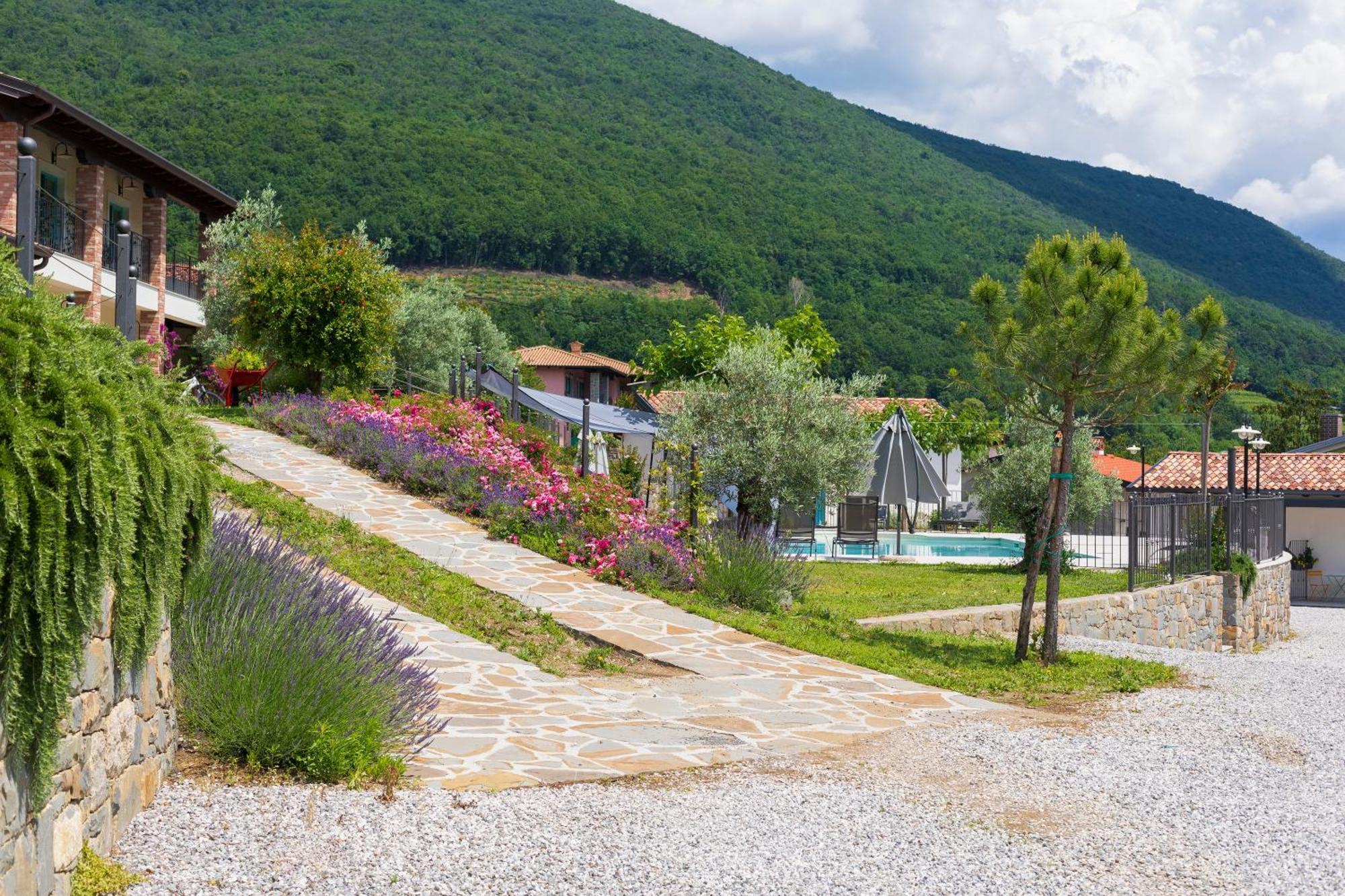 Kamp Brda Camping And Rooms Kojsko Exterior photo